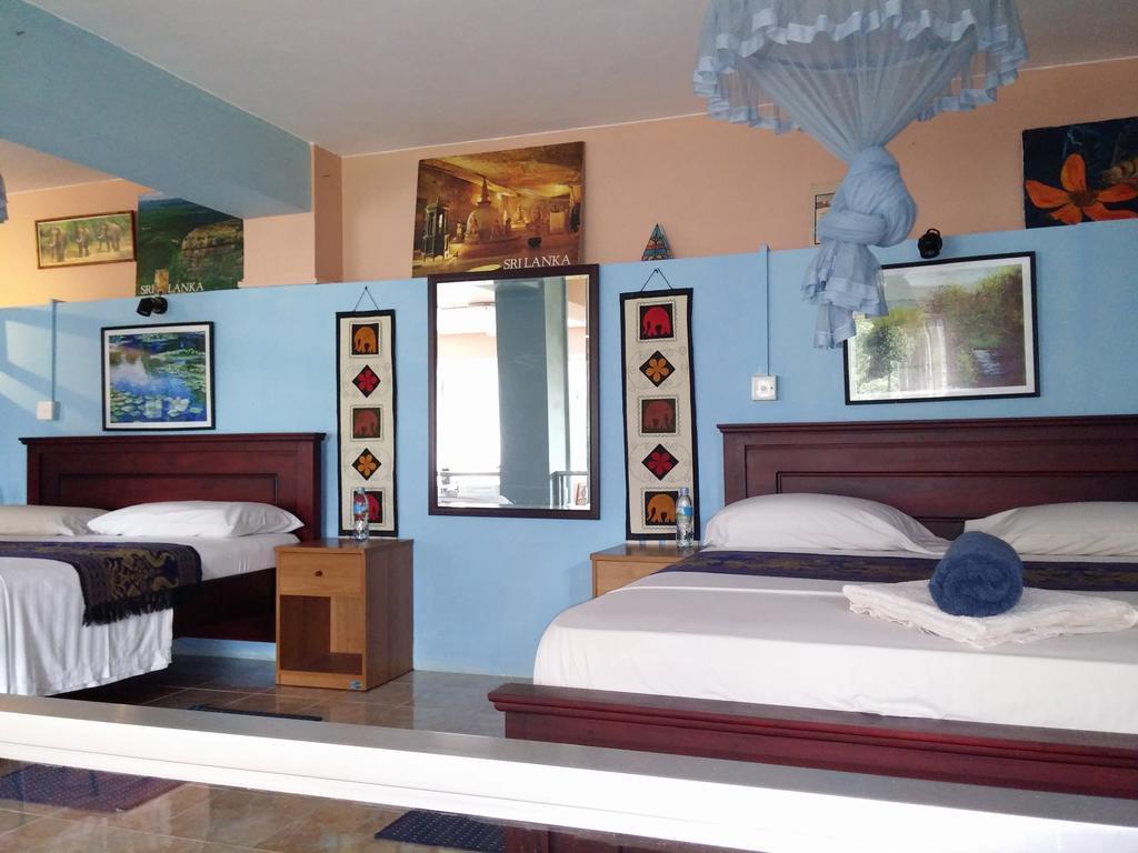 Days Inn Канди Экстерьер фото